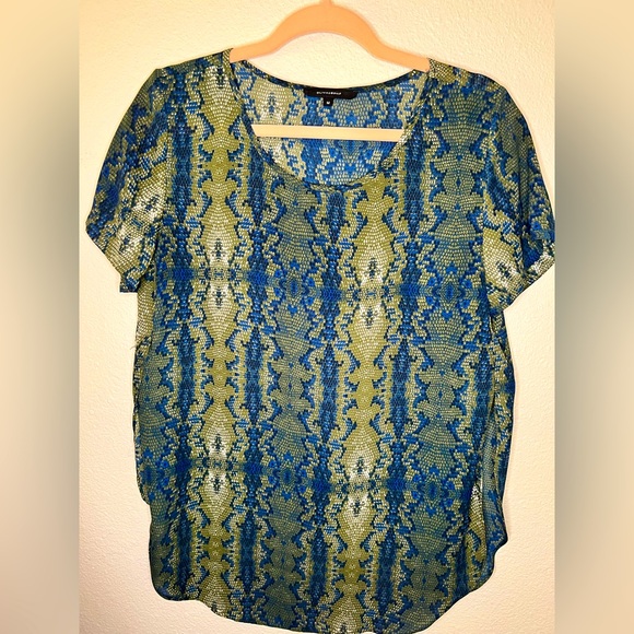 Olivaceous Reptile Print Open Sides Top - blue and green - Picture 1 of 6